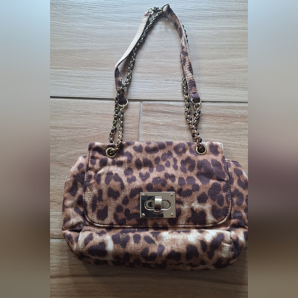 NWOT Chicos Leopard Print Chain Strap Shoulder Bag Gold Tone Hardware